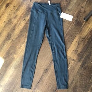 Lululemon pushing limits tight size 6